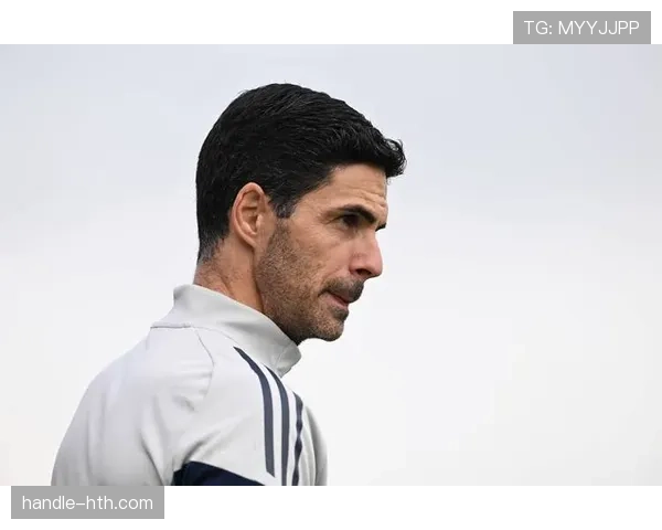 阿尔特塔中场战术革新显成效，球队状态回升剑指联赛冠军