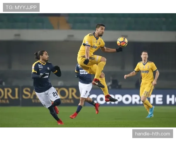 维罗纳主帅战术革新显成效，球队状态回升重燃保级希望