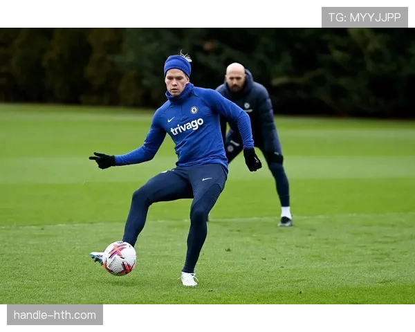 穆西亚拉与内马尔:现代技术与古典艺术的灵性差异解析 穆西亚拉与内马尔:现代技术与古典艺术的灵性差异解析